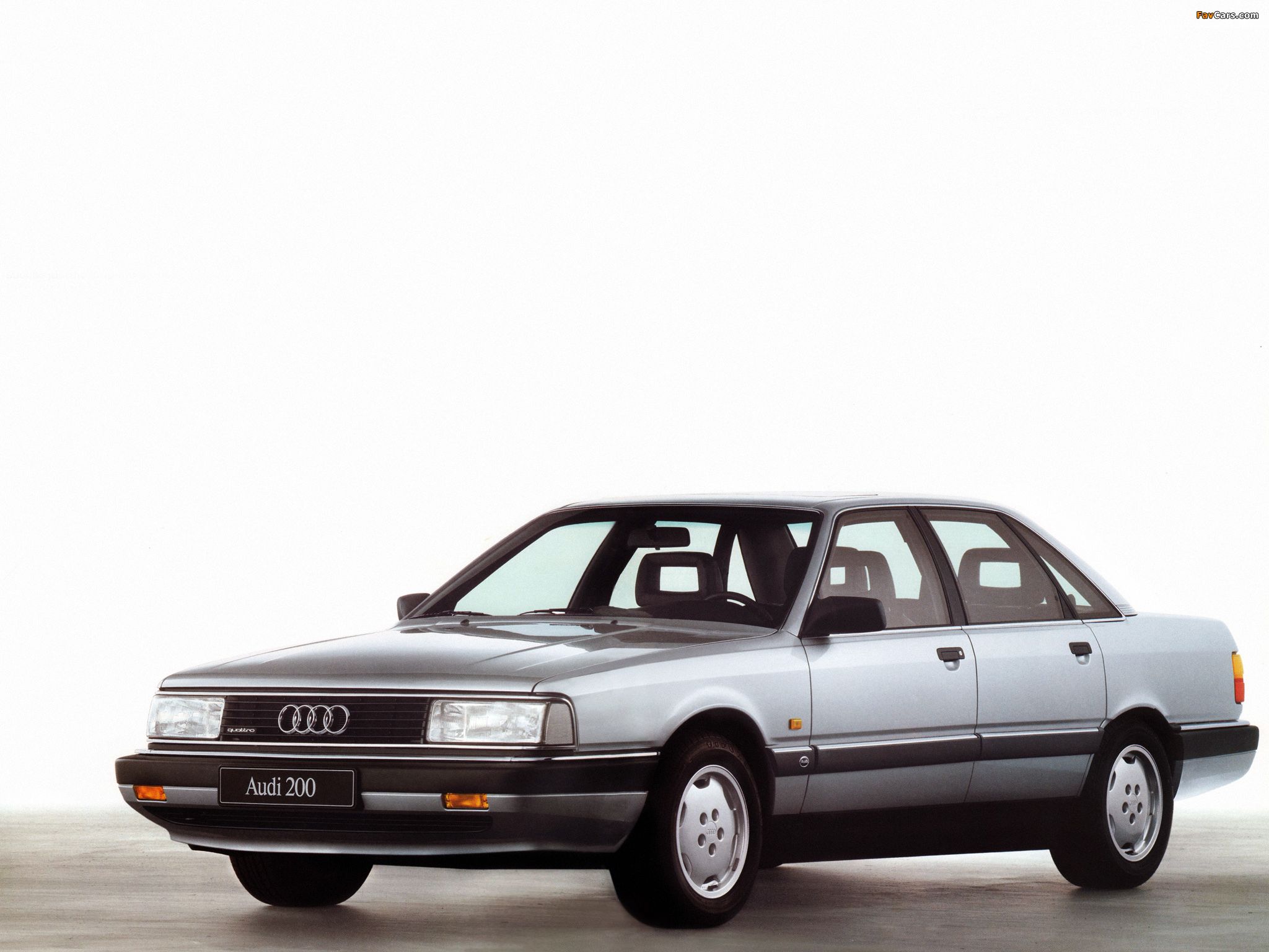 Audi 200 quattro v8