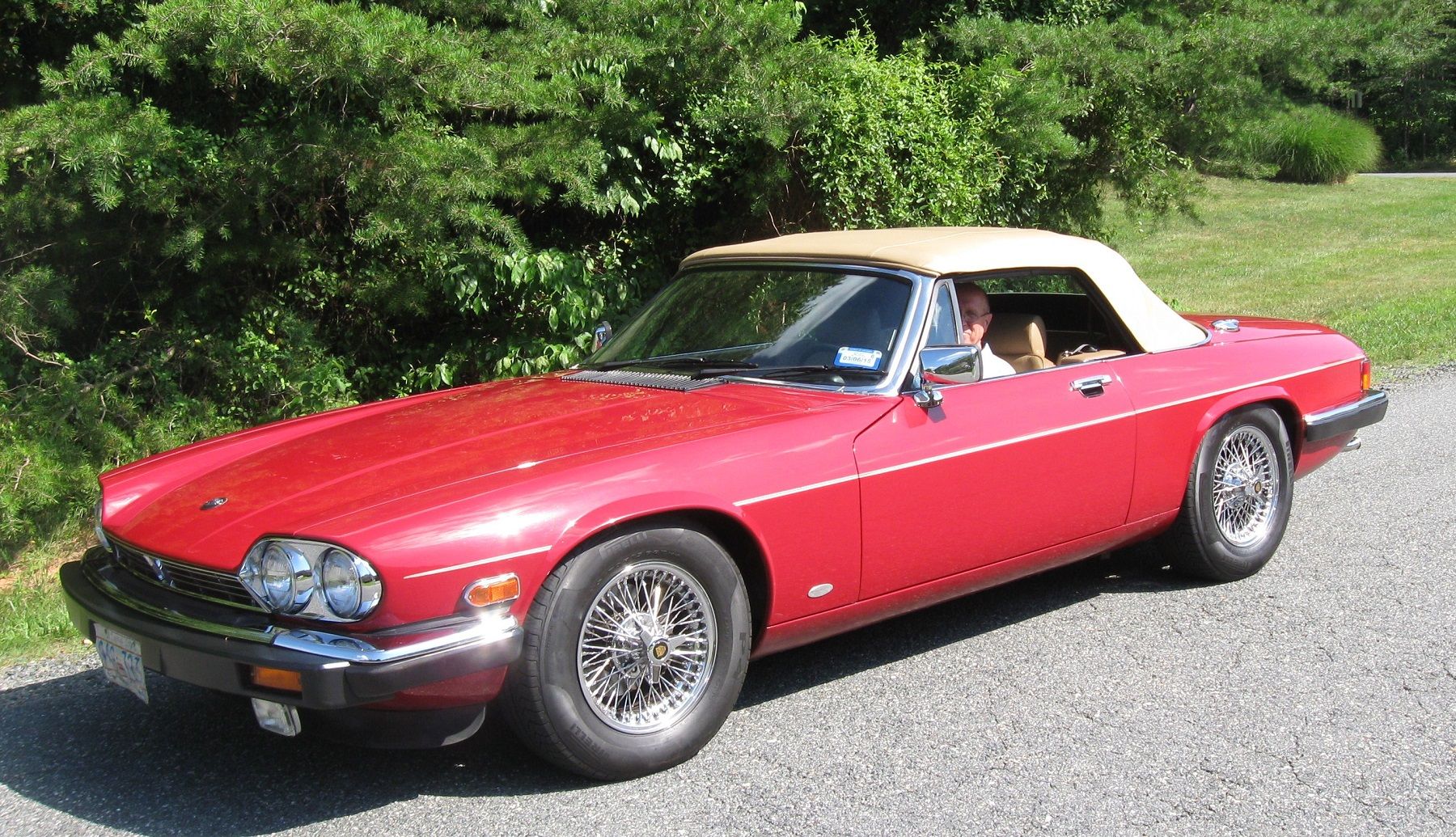 Jaguar xjs convertible