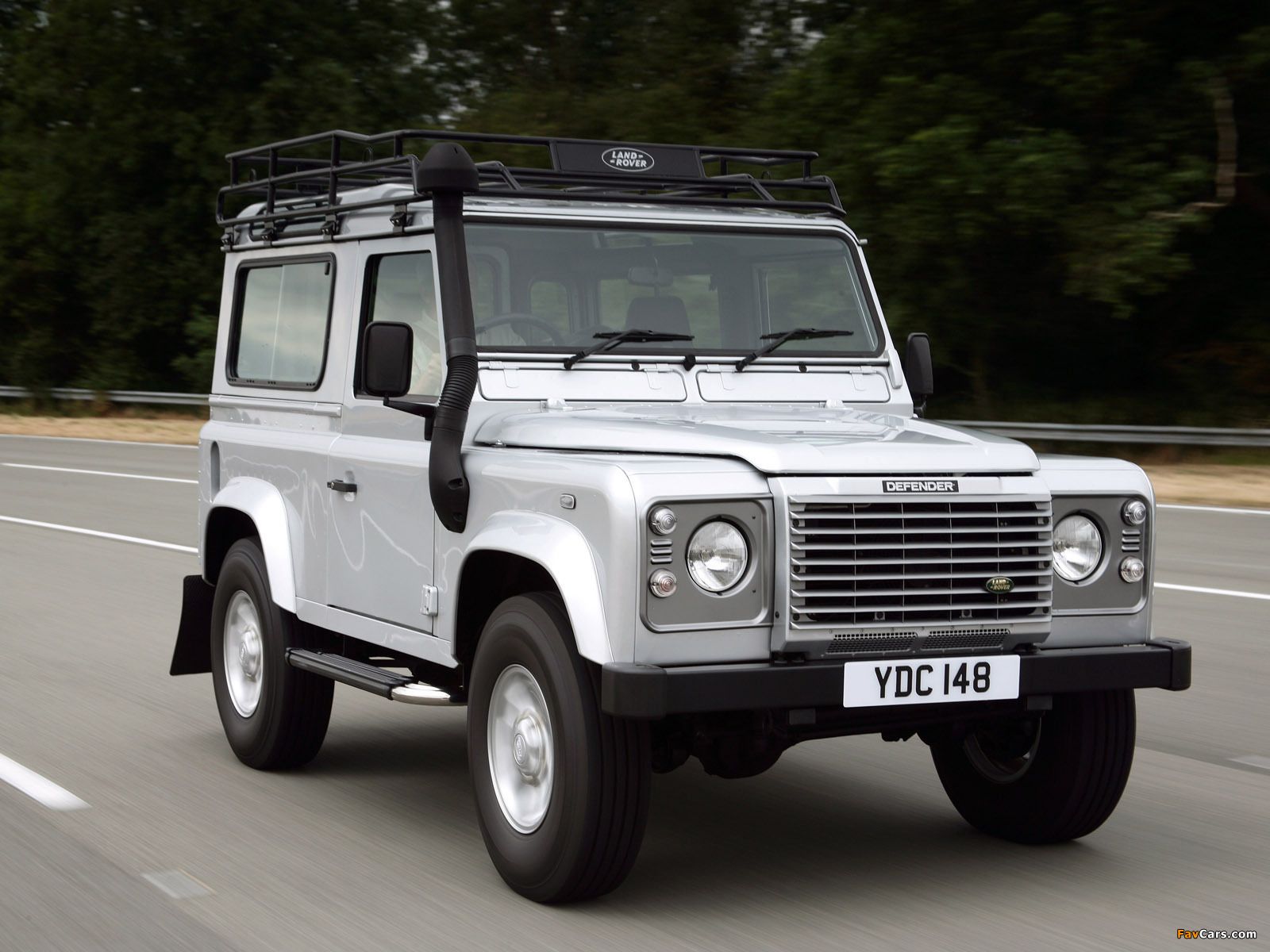 1993 Land Rover Defender 110 0-60 Times, Top Speed, Specs, Quarter Mile ...