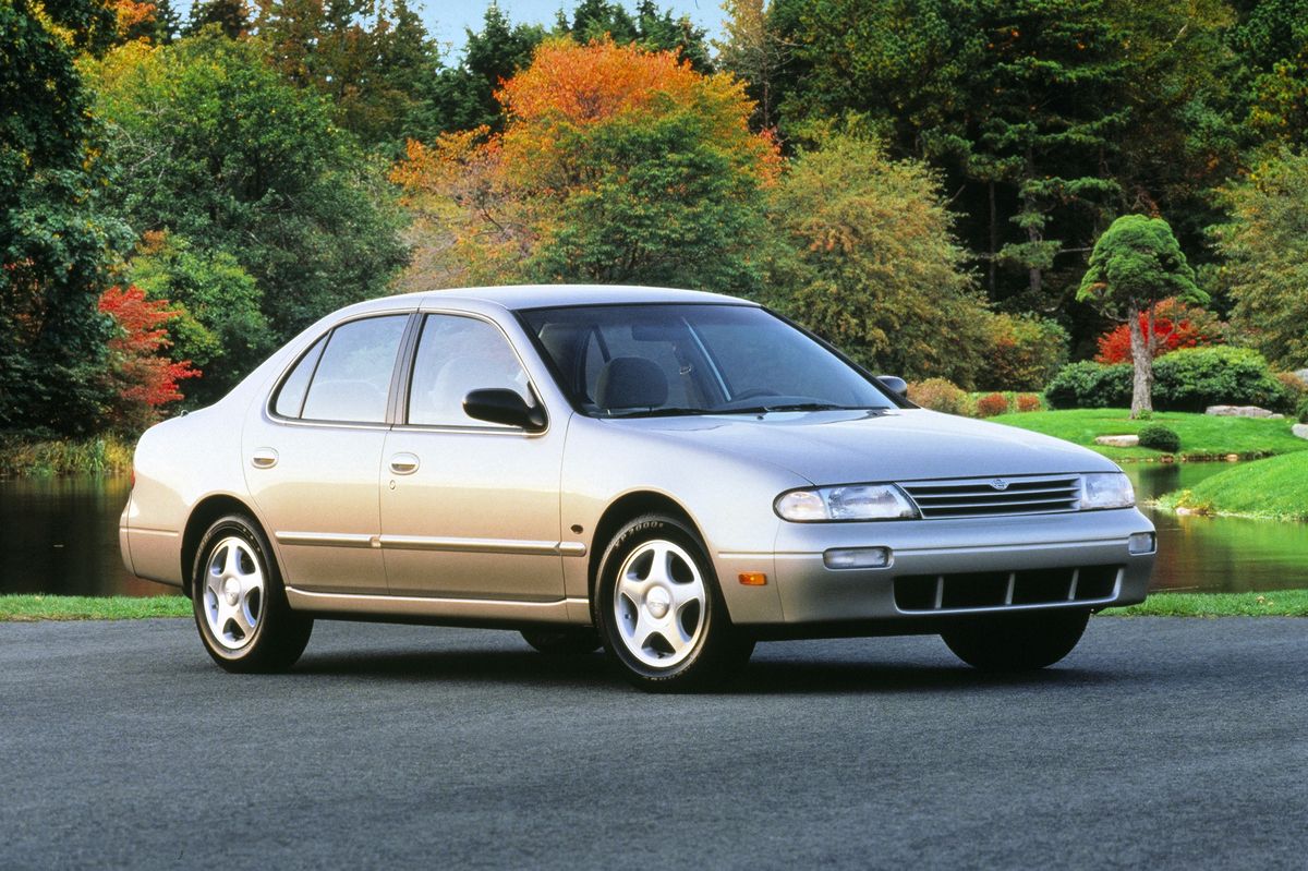 1994 Nissan Altima GLE 0-60 Times, Top Speed, Specs, Quarter Mile, and ...