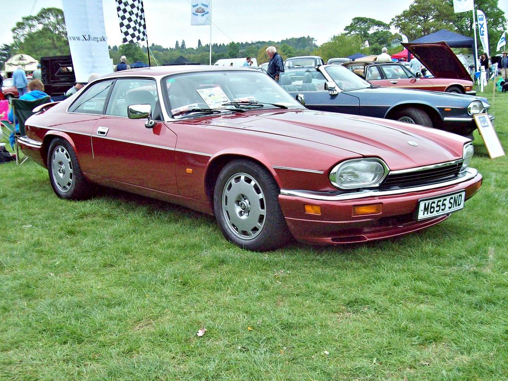 1994 Jaguar XJS 4.0 060 Times, Top Speed, Specs, Quarter Mile, and