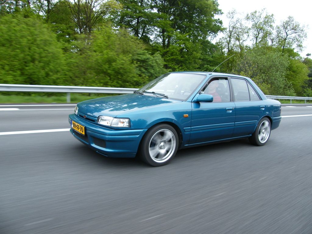 Mazda 323 lx