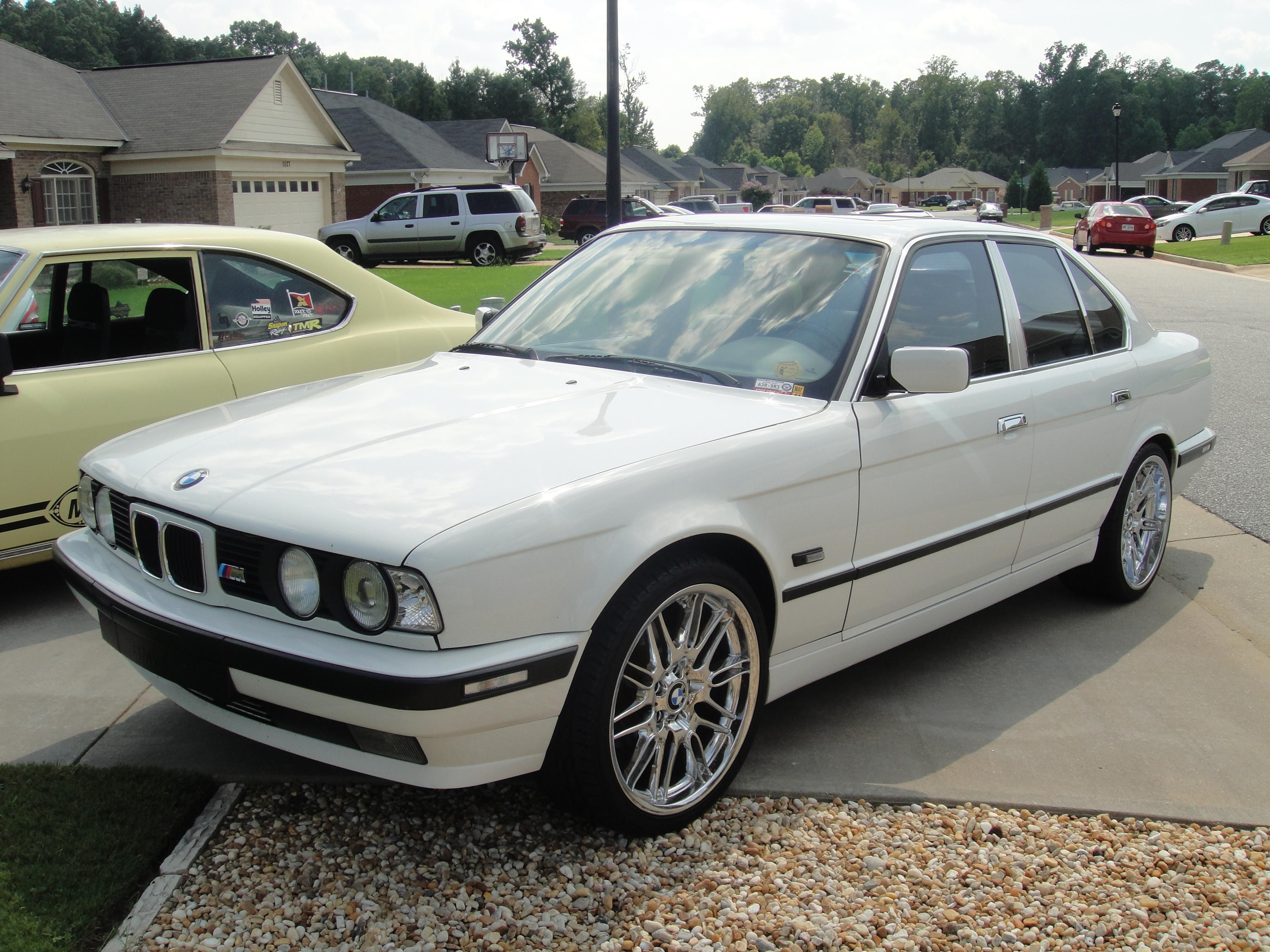 1997 BMW 5 Series Sedan 540i 0-60 Times, Top Speed, Specs, Quarter Mile ...