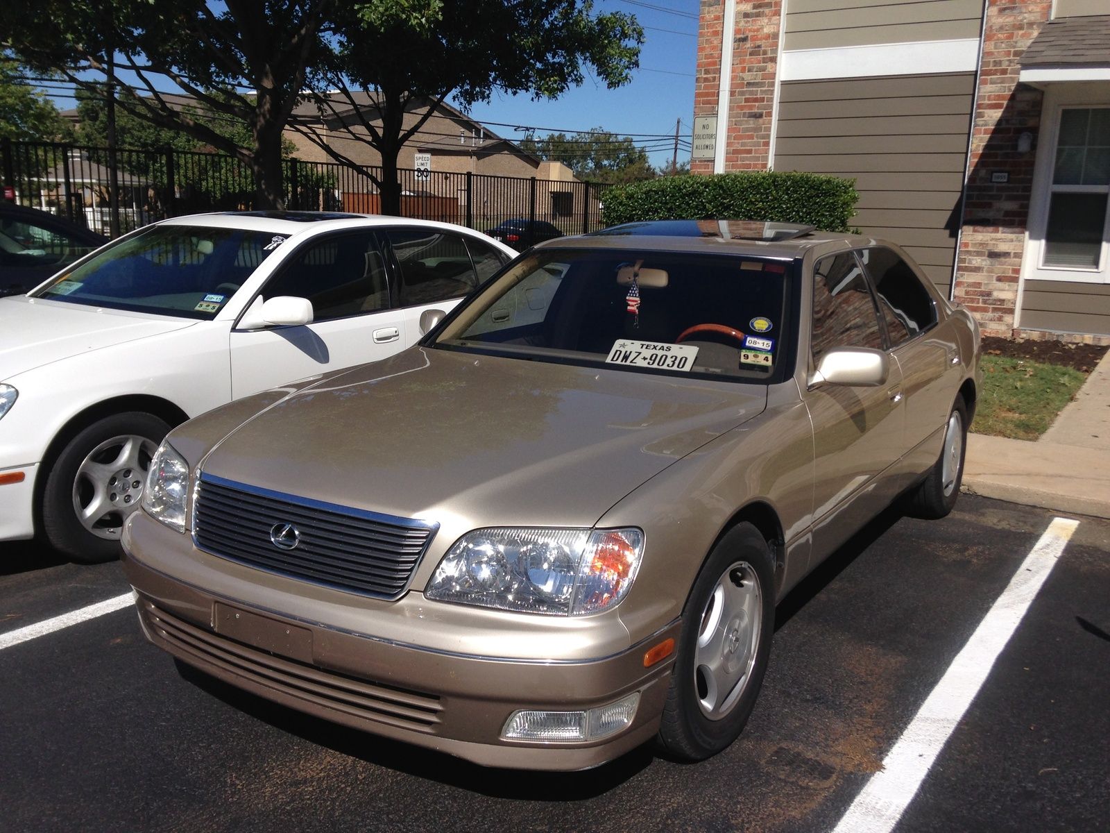 2000 Lexus LS 400 0-60 Times, Top Speed, Specs, Quarter Mile, and