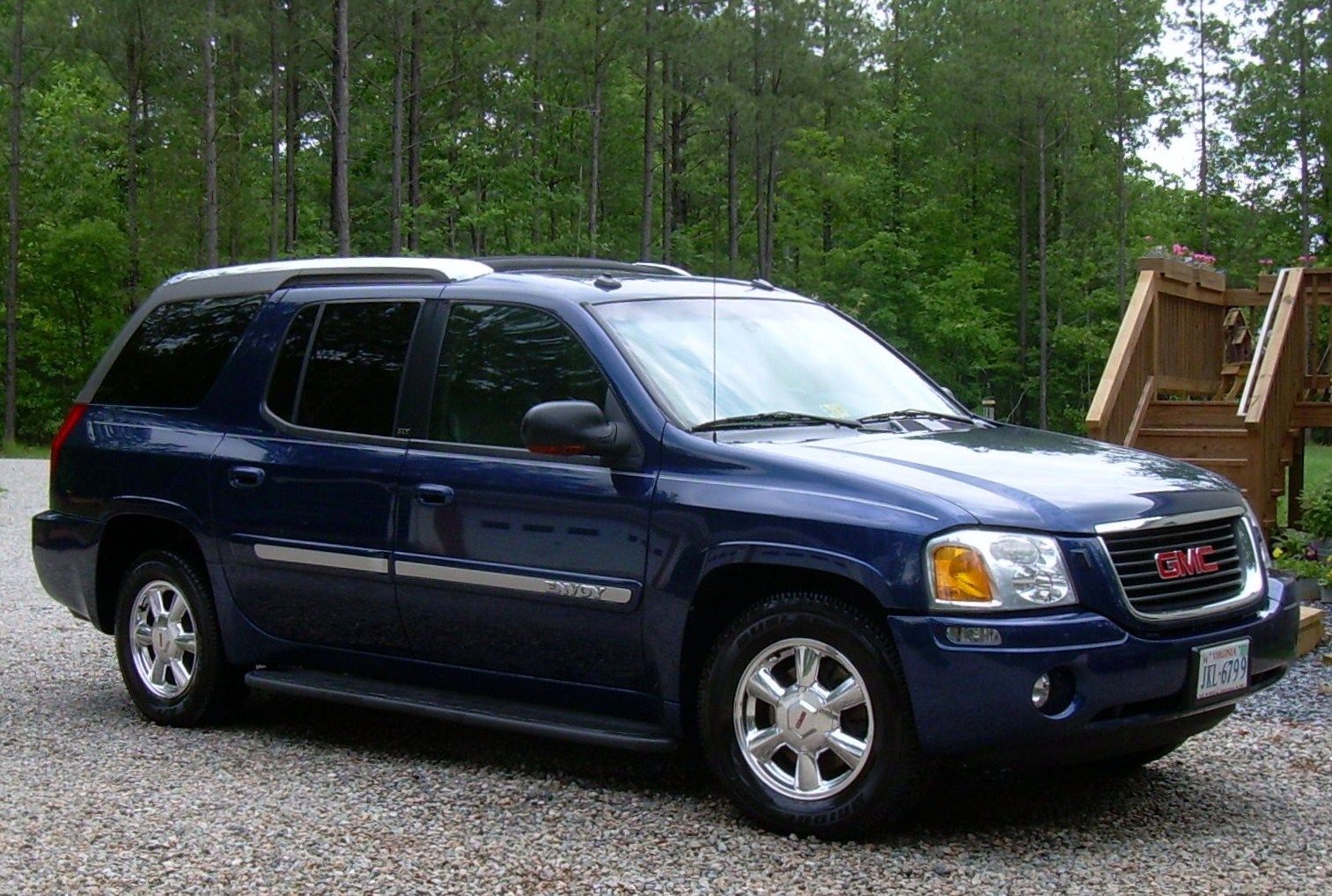 2004 GMC Envoy SLE 0-60 Times, Top Speed, Specs, Quarter Mile, and ...