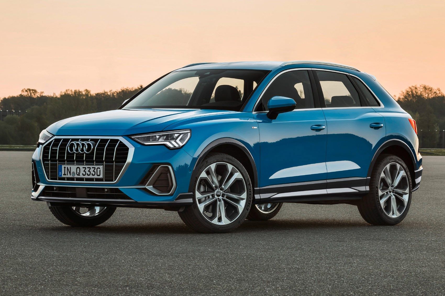 2022 Audi Q3 Premium Plus 40 TFSI quattro 0-60 Times, Top Speed, Specs ...