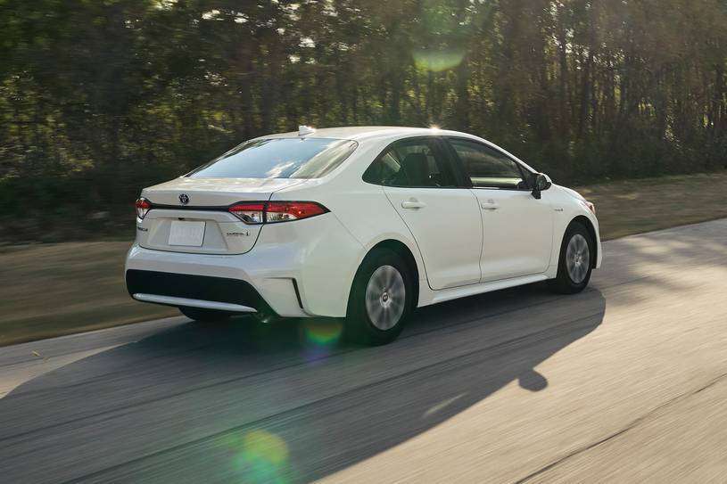 2022 Toyota COROLLA HYBRID Hybrid LE 0-60 Times, Top Speed, Specs ...