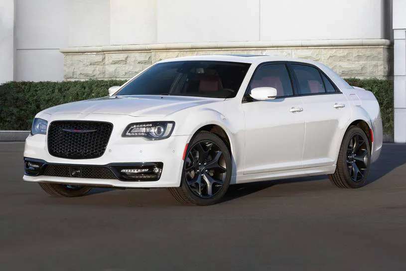 2022 Chrysler 300 2022 Chrysler 300 Touring 0-60 Times, Top Speed ...